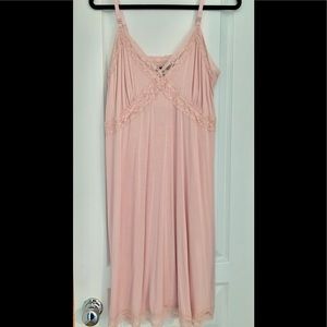 Pea in the Pod maternity sleepwear